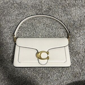 Coach Tabby 26 in Chalk